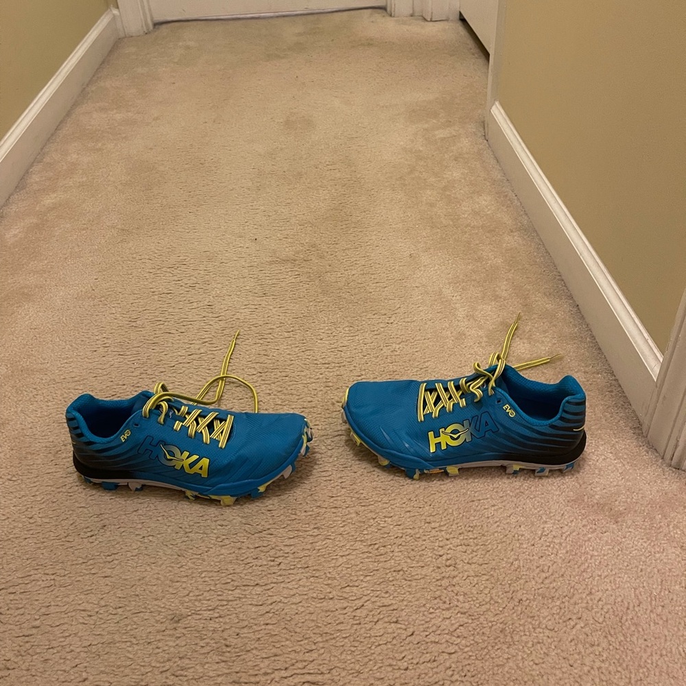 HOKA BRIGHT BLUE Evo Jawz